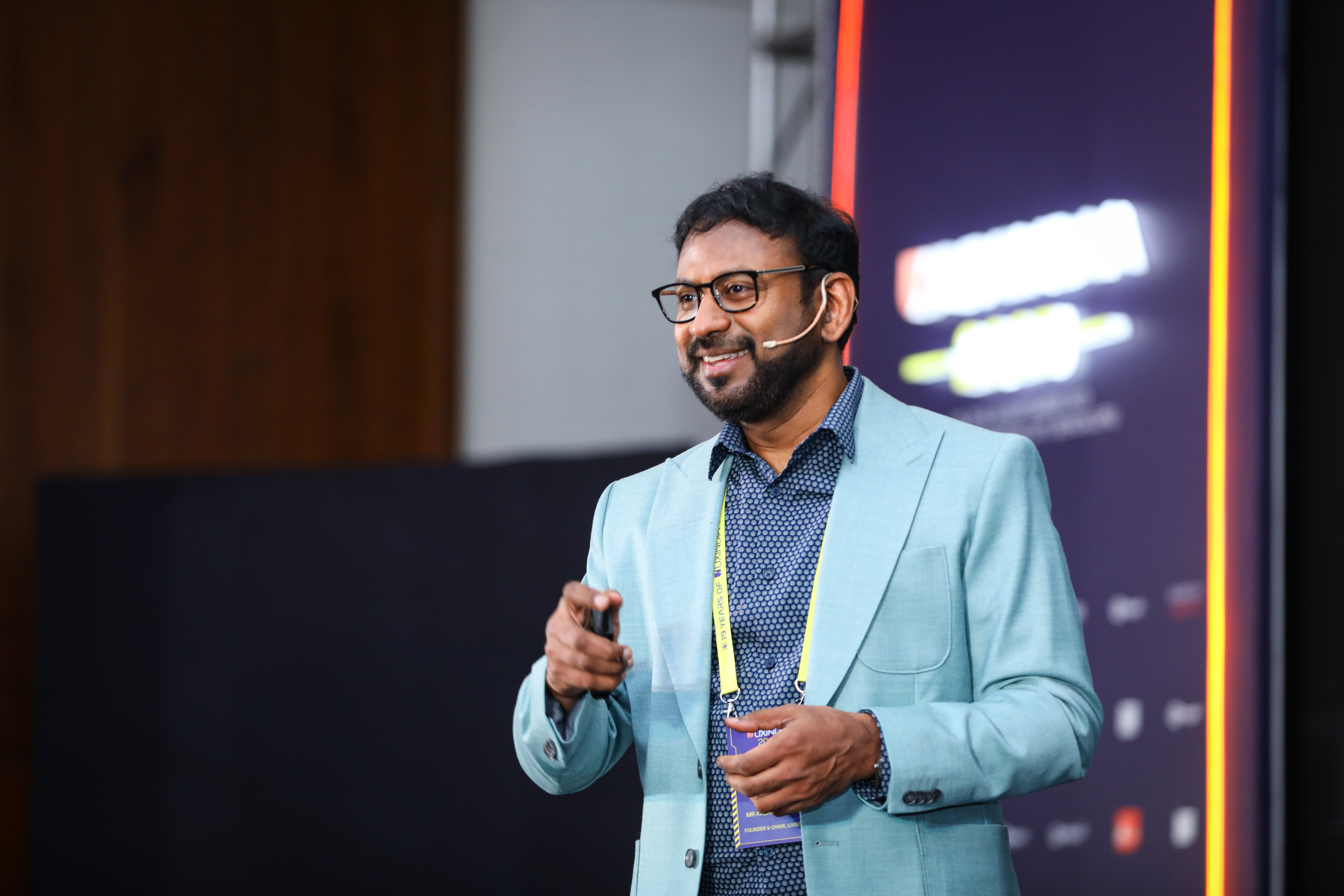 Kaladhar Bapu speaking at UXINDIA conference